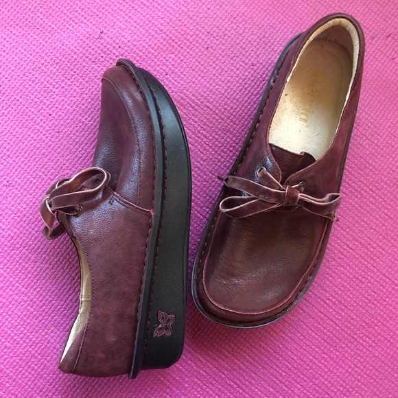 ๐บ๐บ Alegria Burgandy Leather Lace-Up Oxford ๐บ๐บ - Picture 14 of 15